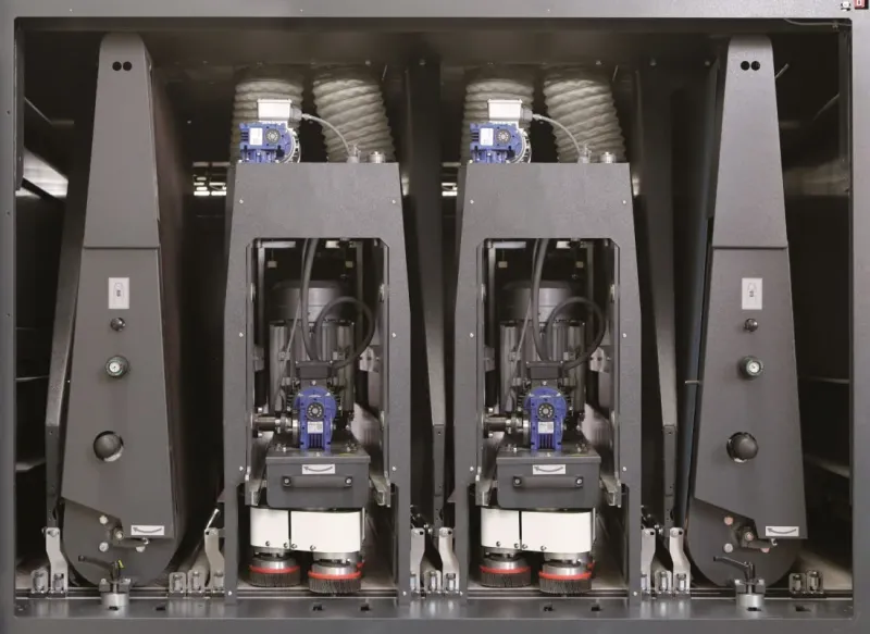 EMC GIANT M1650