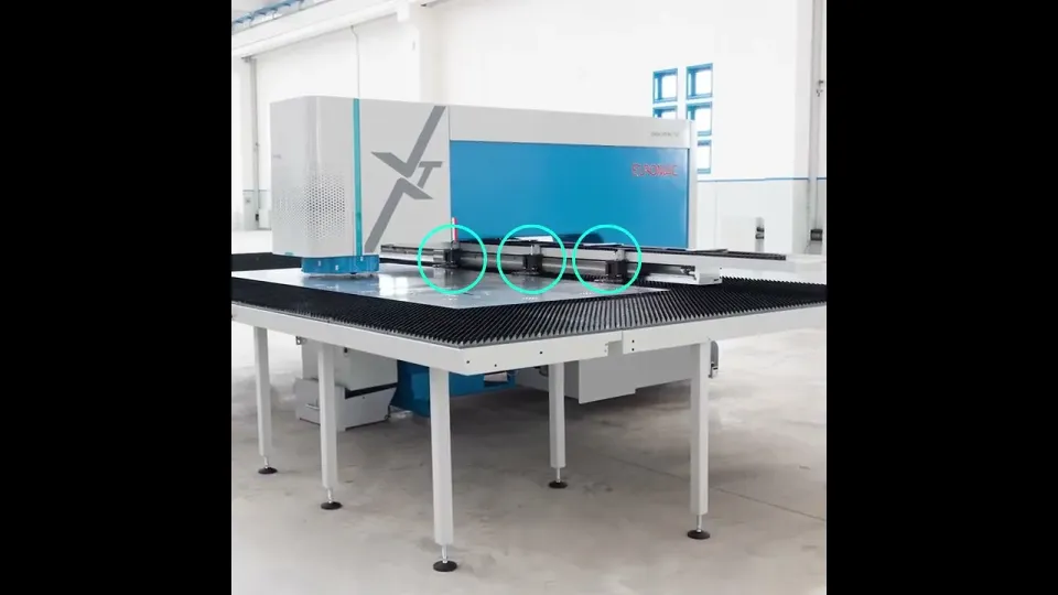 Independent grippers for the Euromac XT punching machine.
