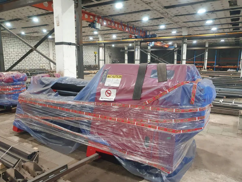 DAVI MCB E20 Hydraulic plate rolls bending (1 of 2)