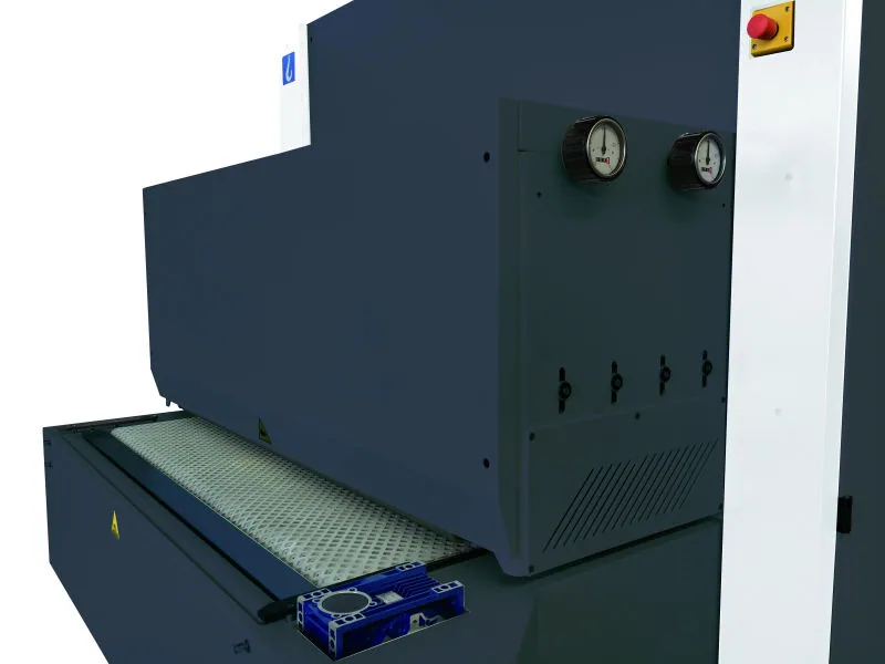 EMC GIANT M1350